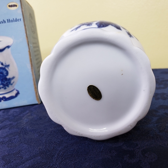 Blue White Toothbrush Holder Porcelain Vintage 5" Flow Blue NOS Bathroom Vase - Picture 2 of 9